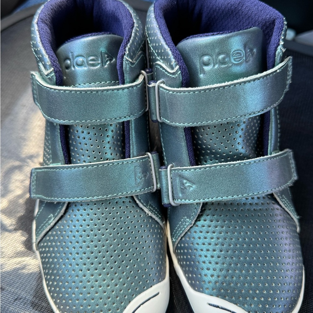 PLAE Kids Sneakers in Shiny Teal